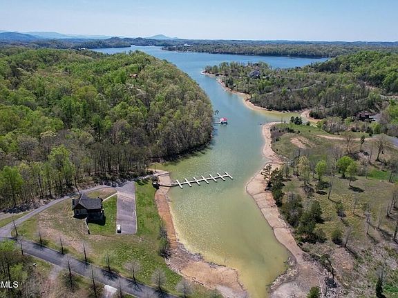 3rd image of 20 Stone Bridge Dr #20