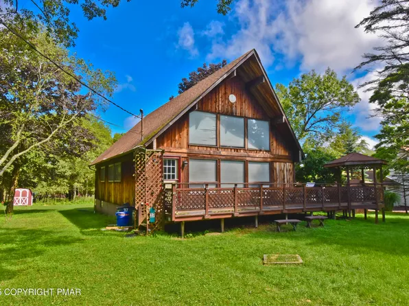 37 Lakeview Dr, Albrightsville, PA 18210