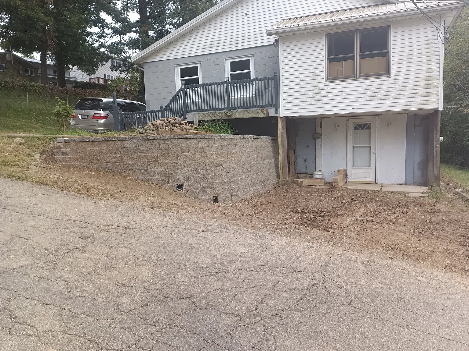 4 bed, 1.5 bath, 1744 sqft, $1,850 — Photo 1