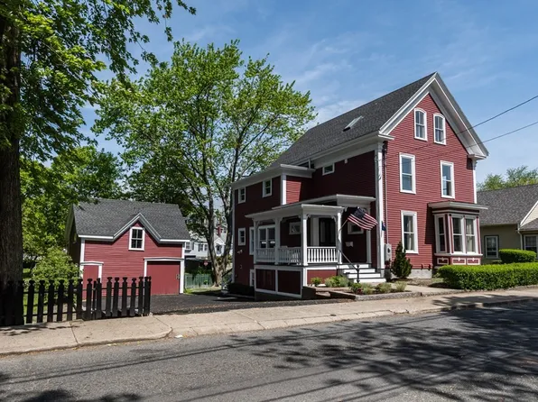 8 Sayward St, Gloucester, MA 01930