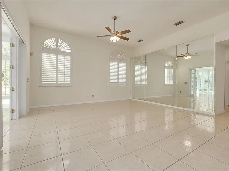 3713 Siena Ln — Photo 12