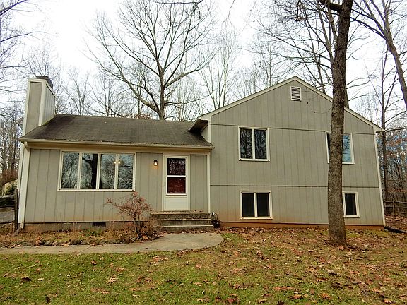 3rd image of 212 Shadwell Dr