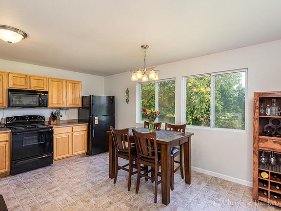 4th image of 1616 Crescent Pointe Dr SE