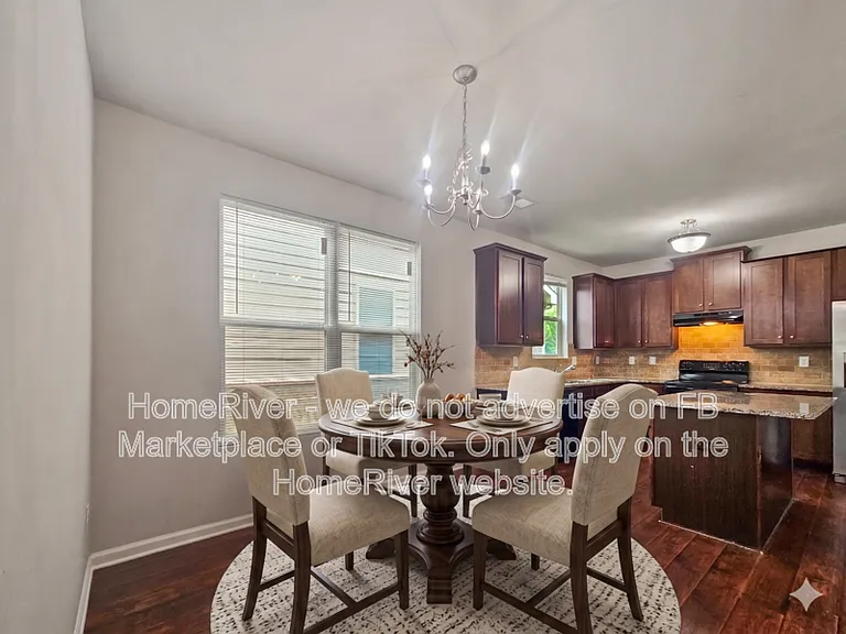 174 Daisy Cir — Photo 3