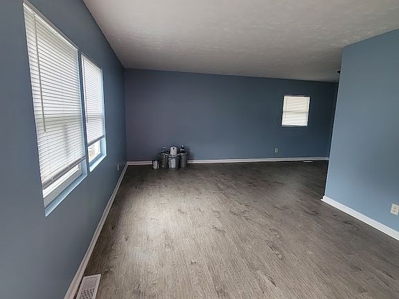 2nd image of 1025 S Mickley Ave