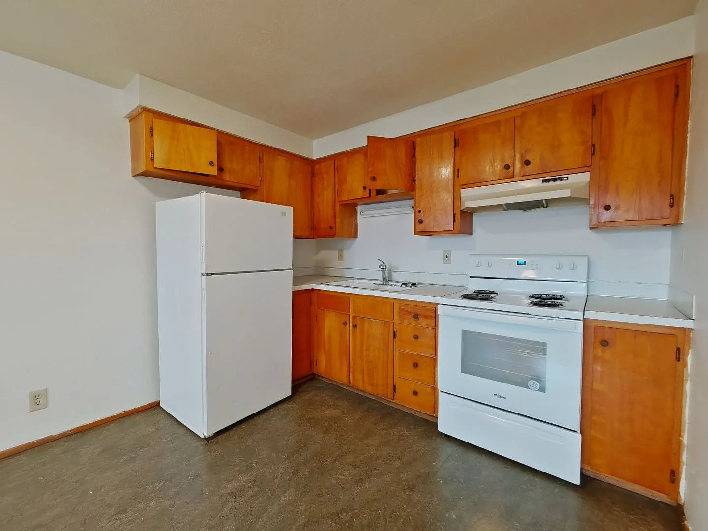 1754 West 11th Ave — Photo 4