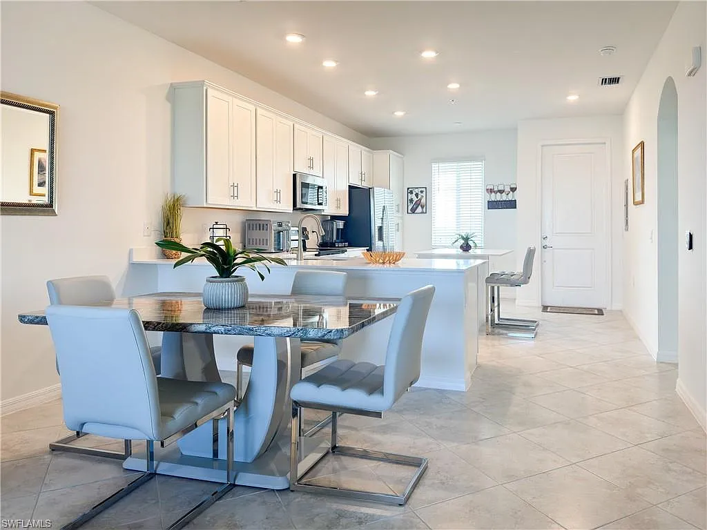 5835 Double Eagle Cir #4744 - The National - Pellicciotta — Photo 4