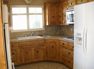 911 Sierra Madre Dr, Salinas, CA 93901