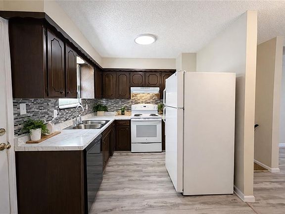 5th image of 5607 Crest Dr