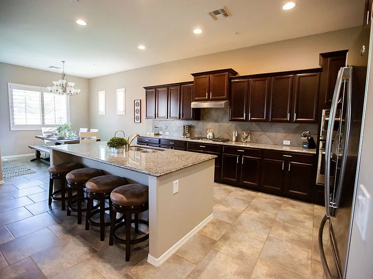 6331 S Fresno St — Photo 2