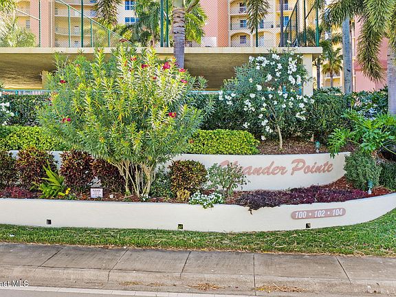 4th image of 100 Riverside Dr APT A-305