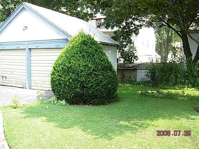 2nd image of 3812 Rosemont Ave