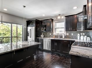 51 Pleasant St, Plainville, MA 02762