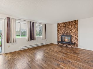 653 Myrtine St #D, Enumclaw, WA 98022