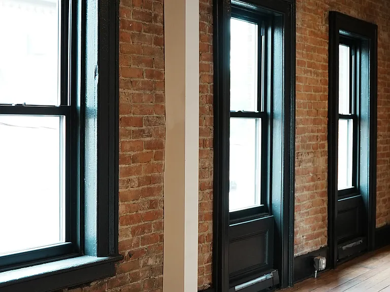 22 Hutton St #3 — Photo 8
