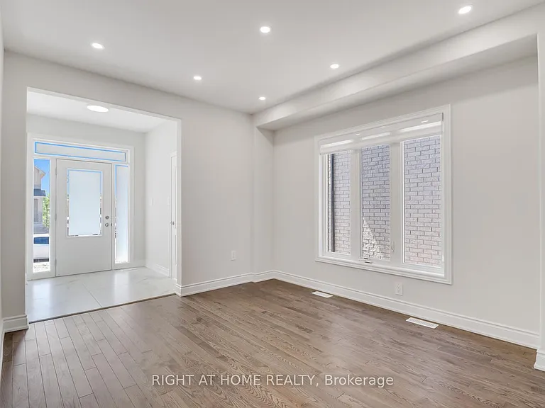 2984 Monarch Dr — Photo 2
