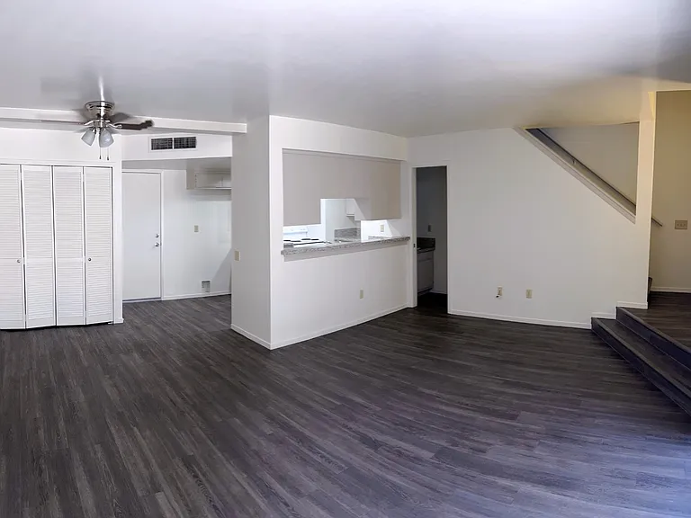 4301 California Ave #21 — Photo 3