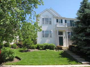 1309 Shamrock Ln, Hampshire, IL 60140