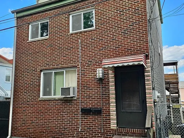 1707 Edwards Way, Pittsburgh, PA