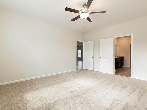 5th image of 15520 Cedarville Dr