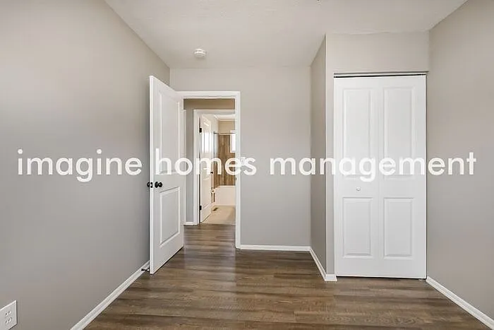 448 Holly Dr — Photo 8