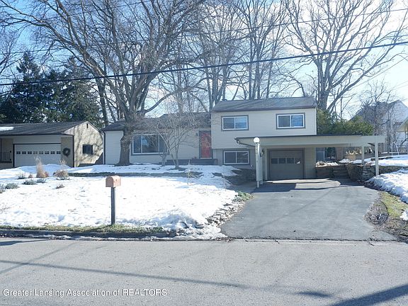 3rd image of 141 Bessemaur Dr