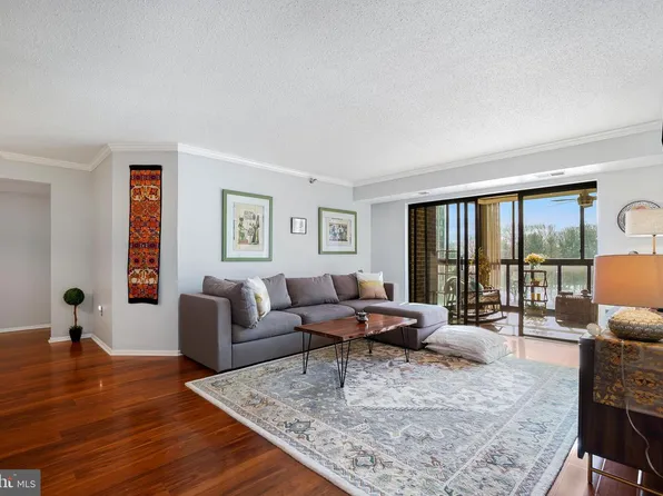 15100 Interlachen Dr #4-407, Silver Spring, MD 20906