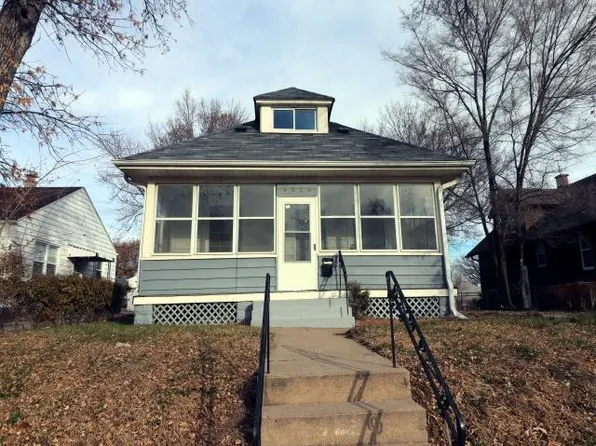 4324 Grand Ave, Omaha, NE 68111