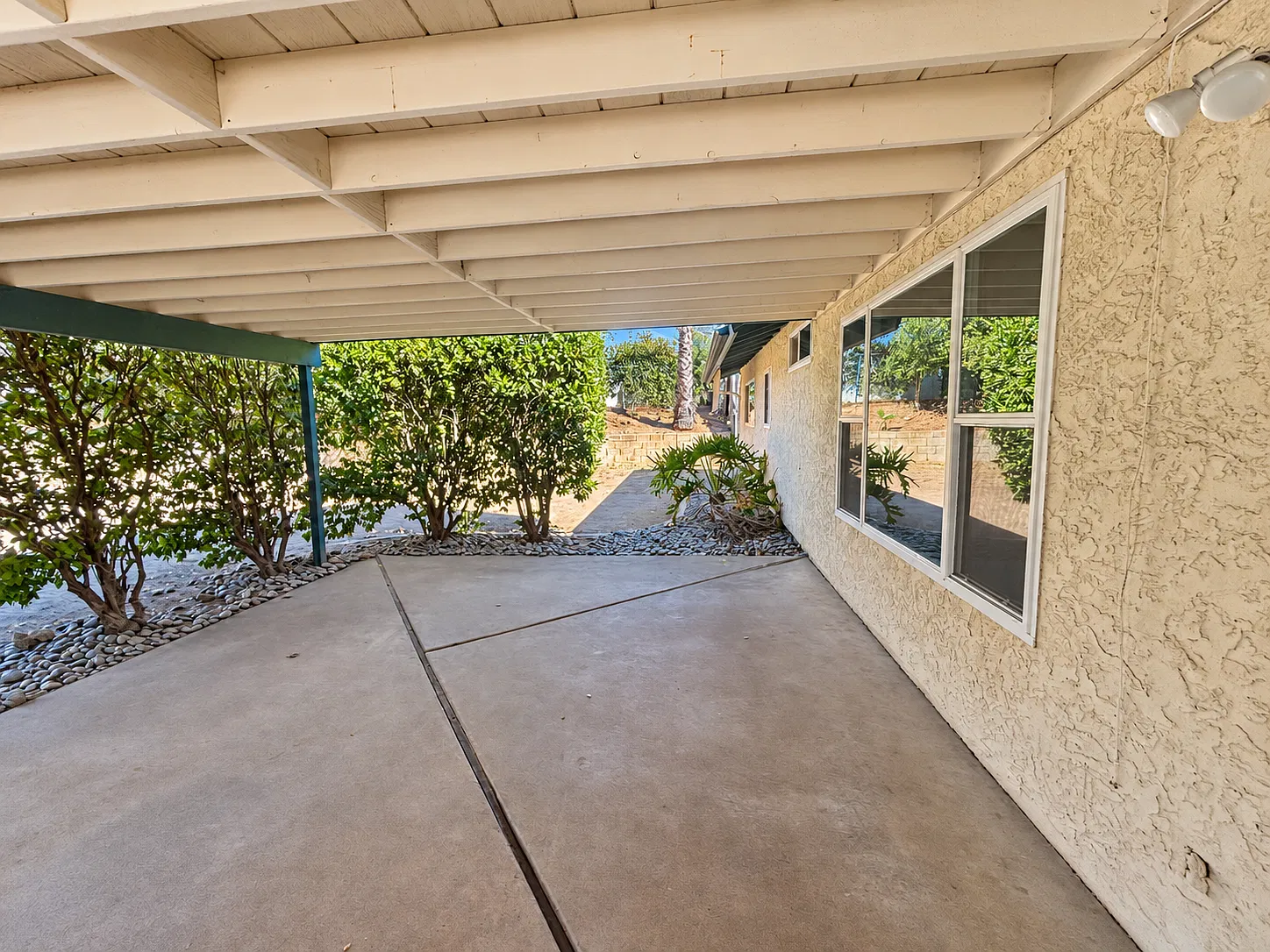 4 bed, 1582 sqft, $3,995 — Photo 4