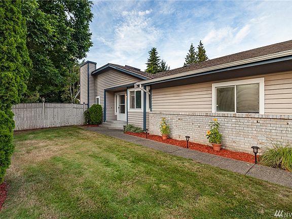 3rd image of 14535 136th Street Ct E
