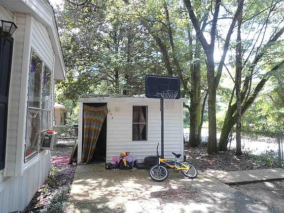 5th image of 234 Barker St