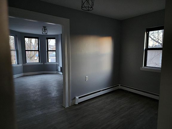 4th image of 140 S Clark St Floor 2