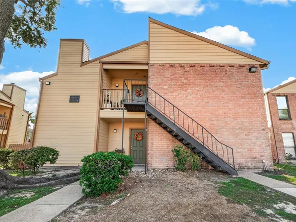16111 Aspenglenn Dr APT 208, Houston, TX 77084