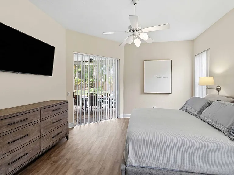 5028 Southampton Cir — Photo 23