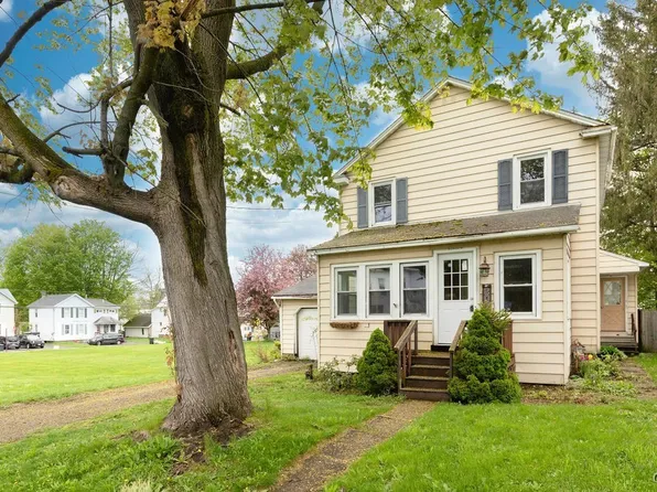 207 W 2nd St S, Fulton, NY 13069