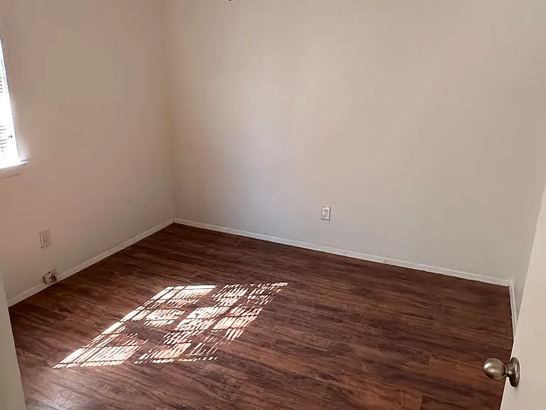 3815 Mehalia Dr — Photo 6
