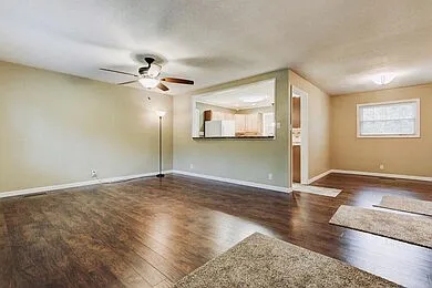 3 bed, 1.5 bath, 1780 sqft, $1,875 — Photo 4