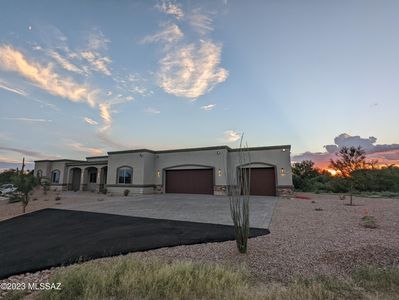 10355 N La Cholla Blvd, Oro Valley, AZ, 85742