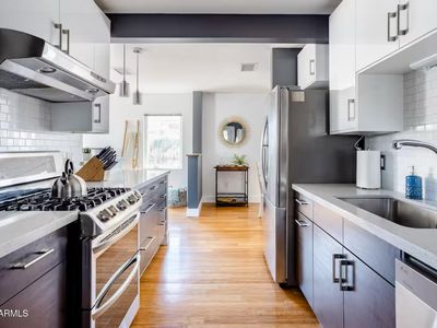 2230 N 10th St, Phoenix, AZ, 85006