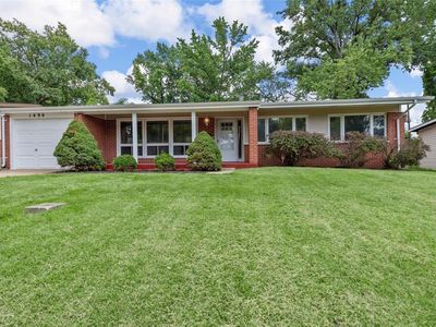 1490 Thoroughbred Ln, Florissant, MO, 63033