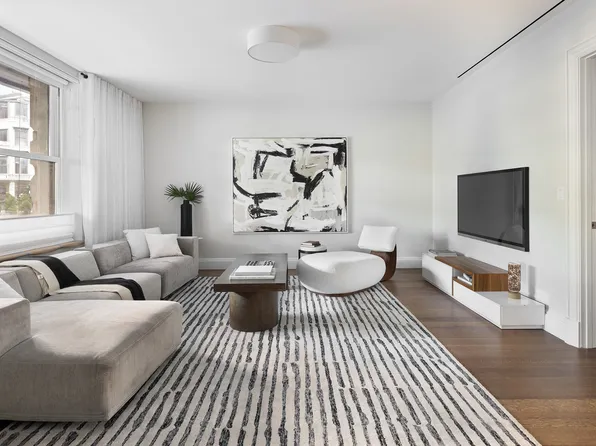 344 West 72nd Street image 3 of 23