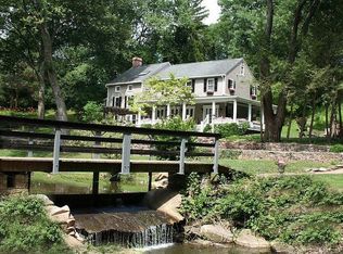 16 Mill Rd, Lambertville, NJ 08530