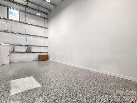 5th image of 65 Speed Way #4A