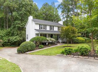 595 Leah Dr, Powder Springs, GA 30127