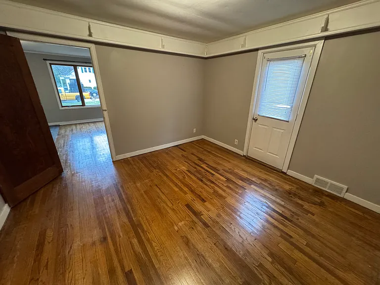 701 W 24th St #1 — Photo 9
