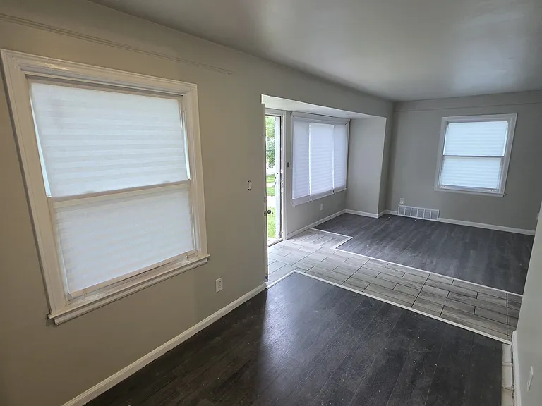 9252 Minock St — Photo 2