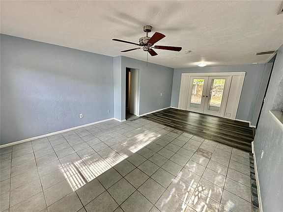 4th image of 7541 Orpine Dr N