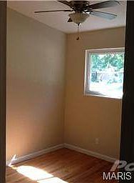 3rd image of 385 Larry Dr
