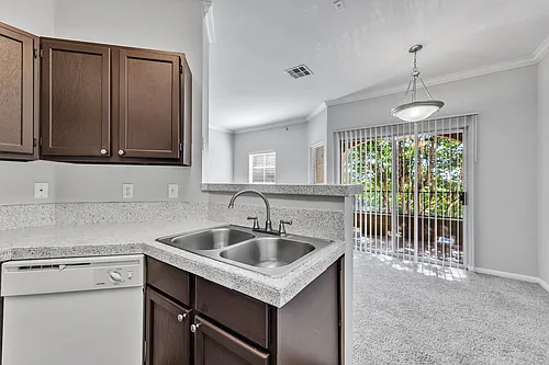 20211 Huebner Rd Photo 1