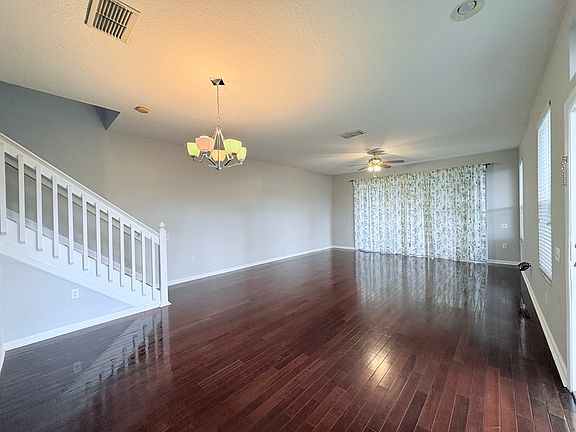 3rd image of 1501 Florentino Ln
